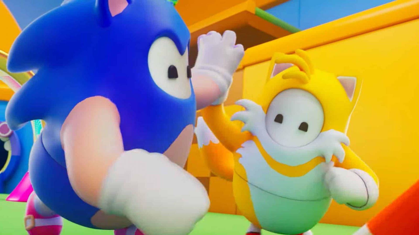 sonic and tails high-fiving in fall guys