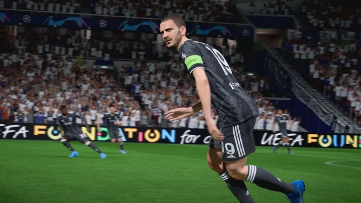 FIFA 23 Bonucci running