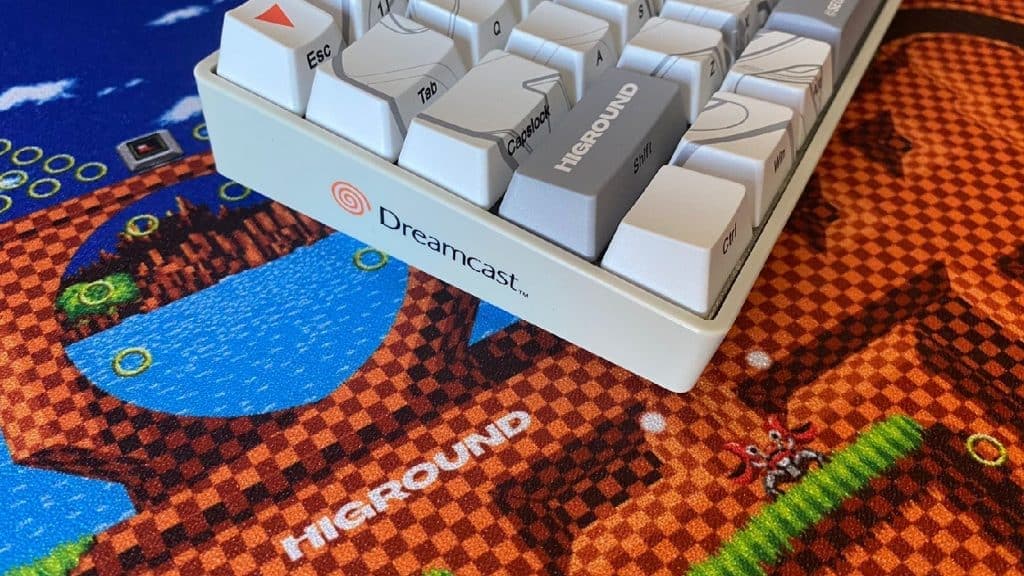Higround Dreamcast Keyboard cantered angle