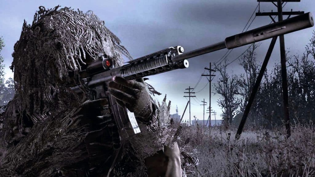 CoD 4 player in Ghillie suit
