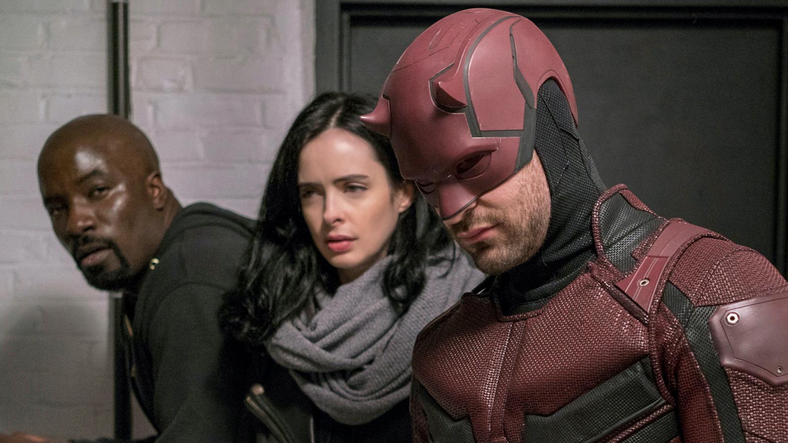 an image of charlie cox in daredevil / the defenders on netflix