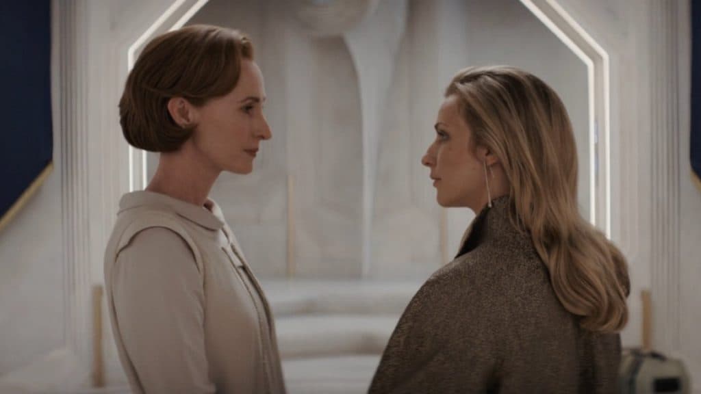 Vel and Mon Mothma in Andor