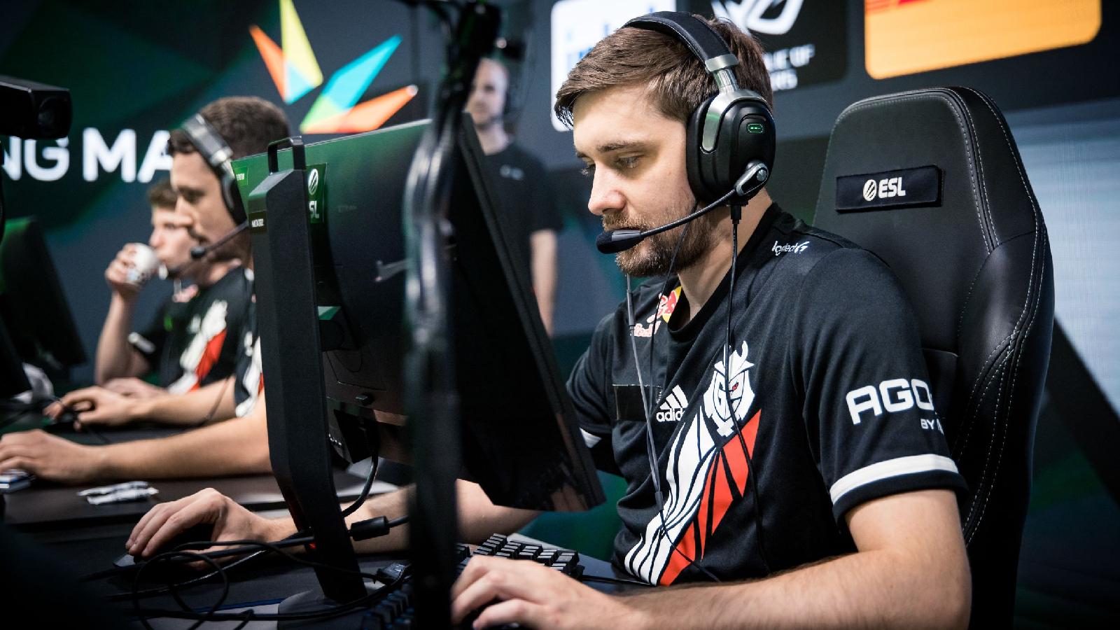 G2 HooXi struck by tragedy as father dies ahead of BLAST event - Dexerto