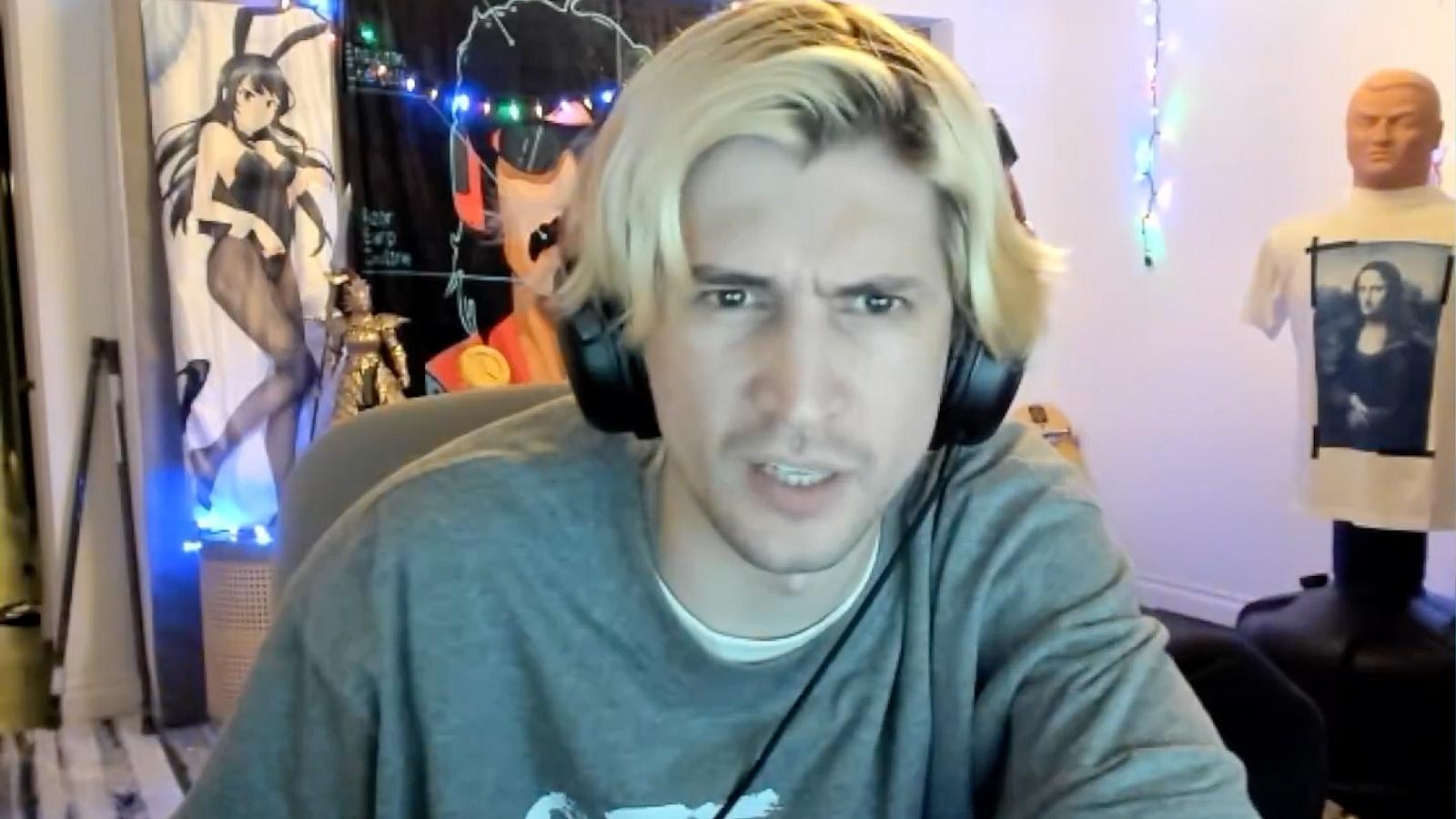 xqc looking confused on stream