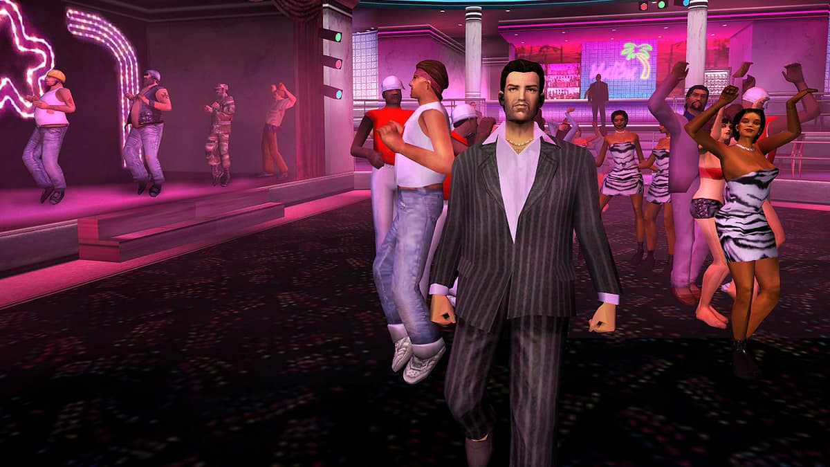 Tommy in a club in GTA vice city