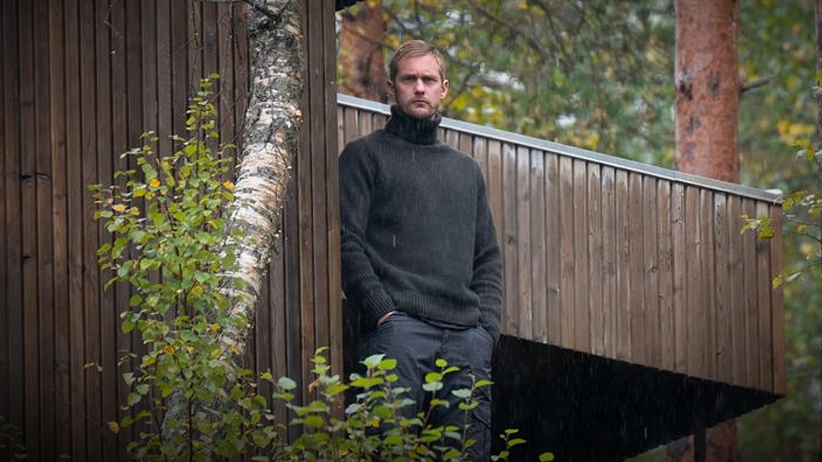 Alexander Skarsgård at the Juvet Landscape Hotel in Norway in Succession