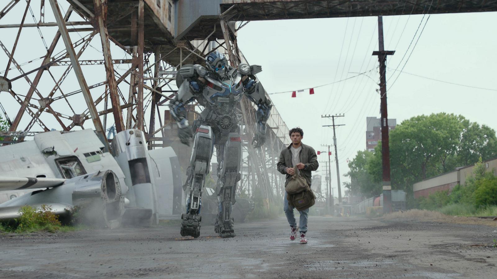 Mirage and Noah in Transformers Rise of the Beasts