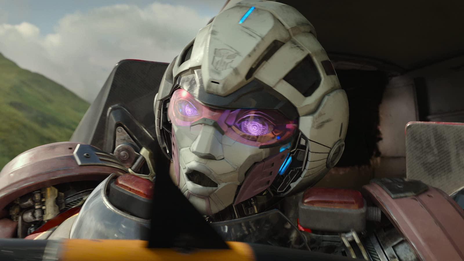 Arcee in Transformers Rise of the Beasts
