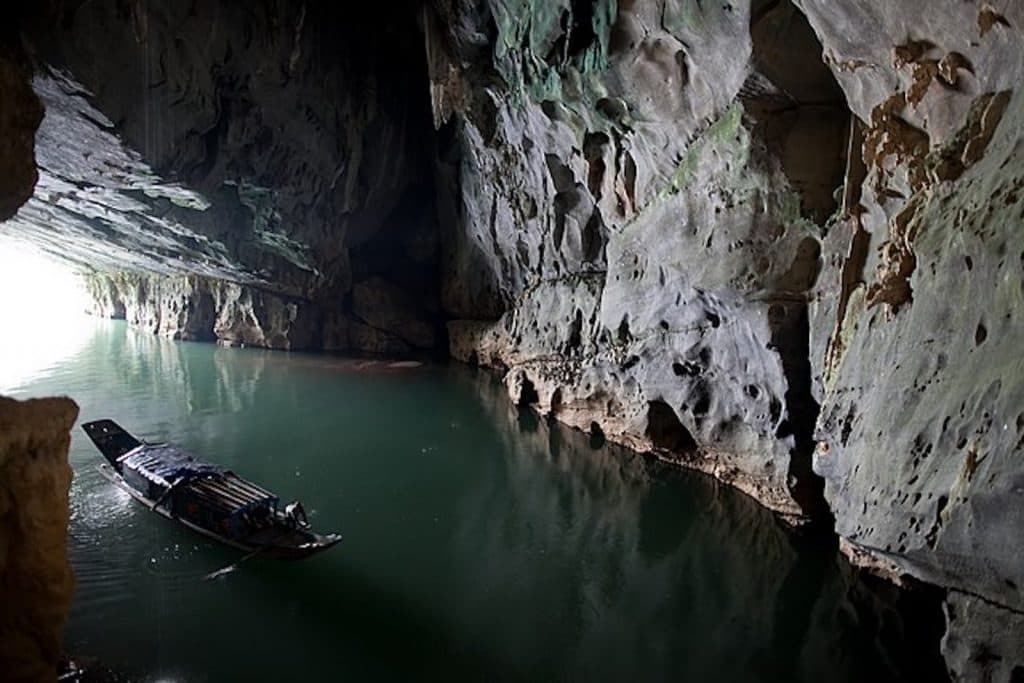 River flowing into the Phong Nha cave, Phong Nha-Kẻ Bàng National Park, Vietnam