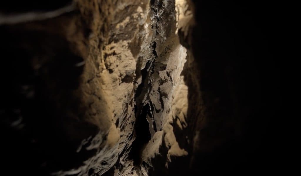 Image of the small chute in the Rising Star Cave system