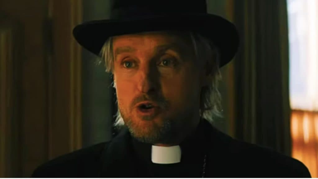 Owen Wilson as Father Kent in Haunted Mansion