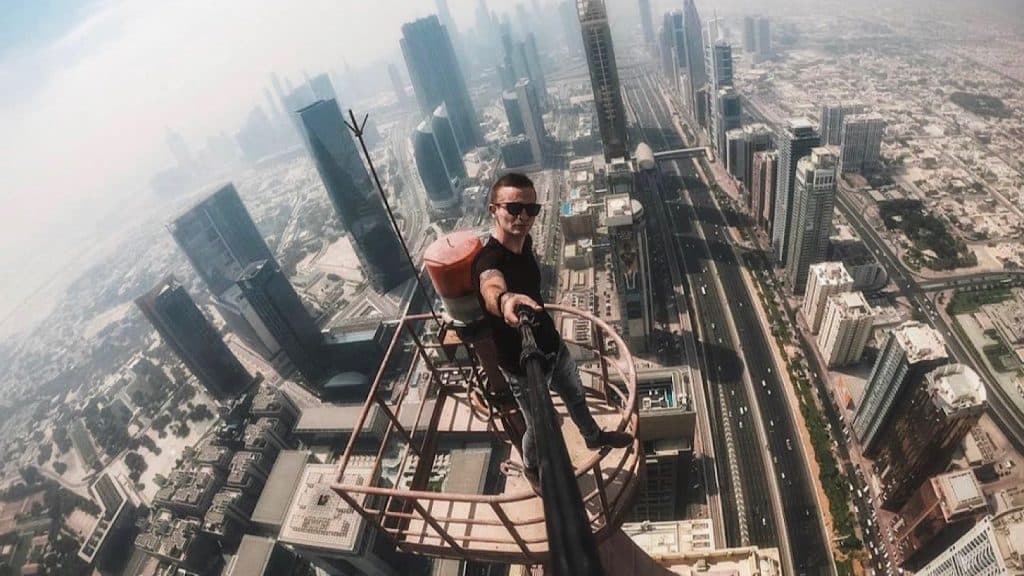 Remi Lucidi climbing in Dubai.