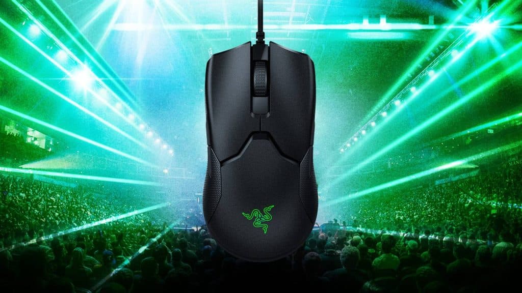 The Razer 8KHz gaming mouse in front of an Esports crowd with a green filter. 