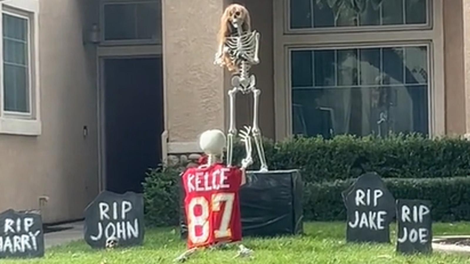 Taylor Swift and Travis Kelce inspire Halloween house display