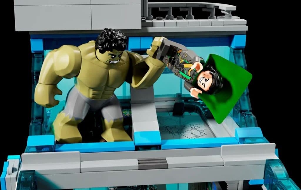 LEGO Marvel Avengers Tower Hulk Loki Puny God Scene