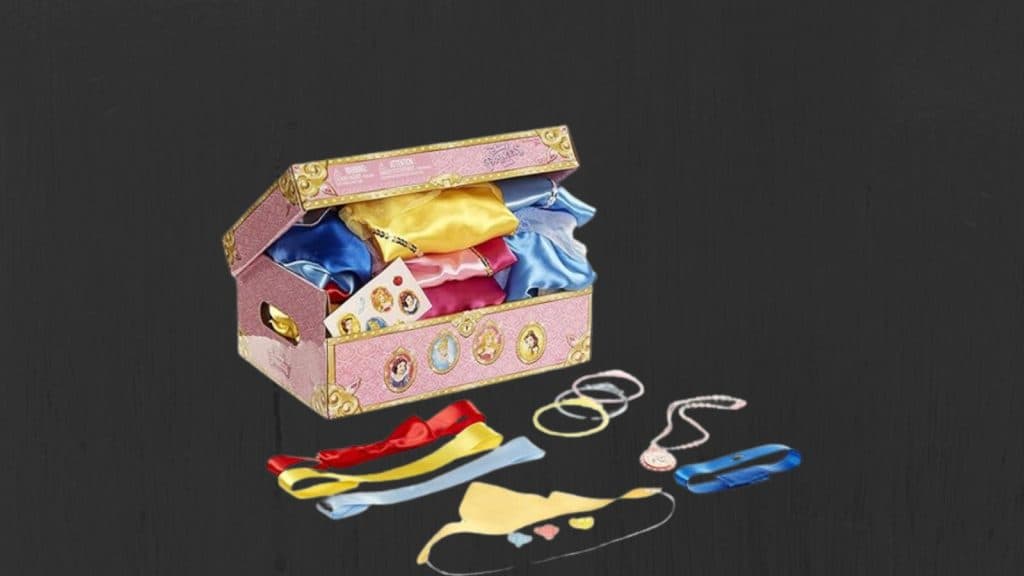 Disney Princess Deluxe Dress-Up Trunk: Just $23.99 After 31% Off
