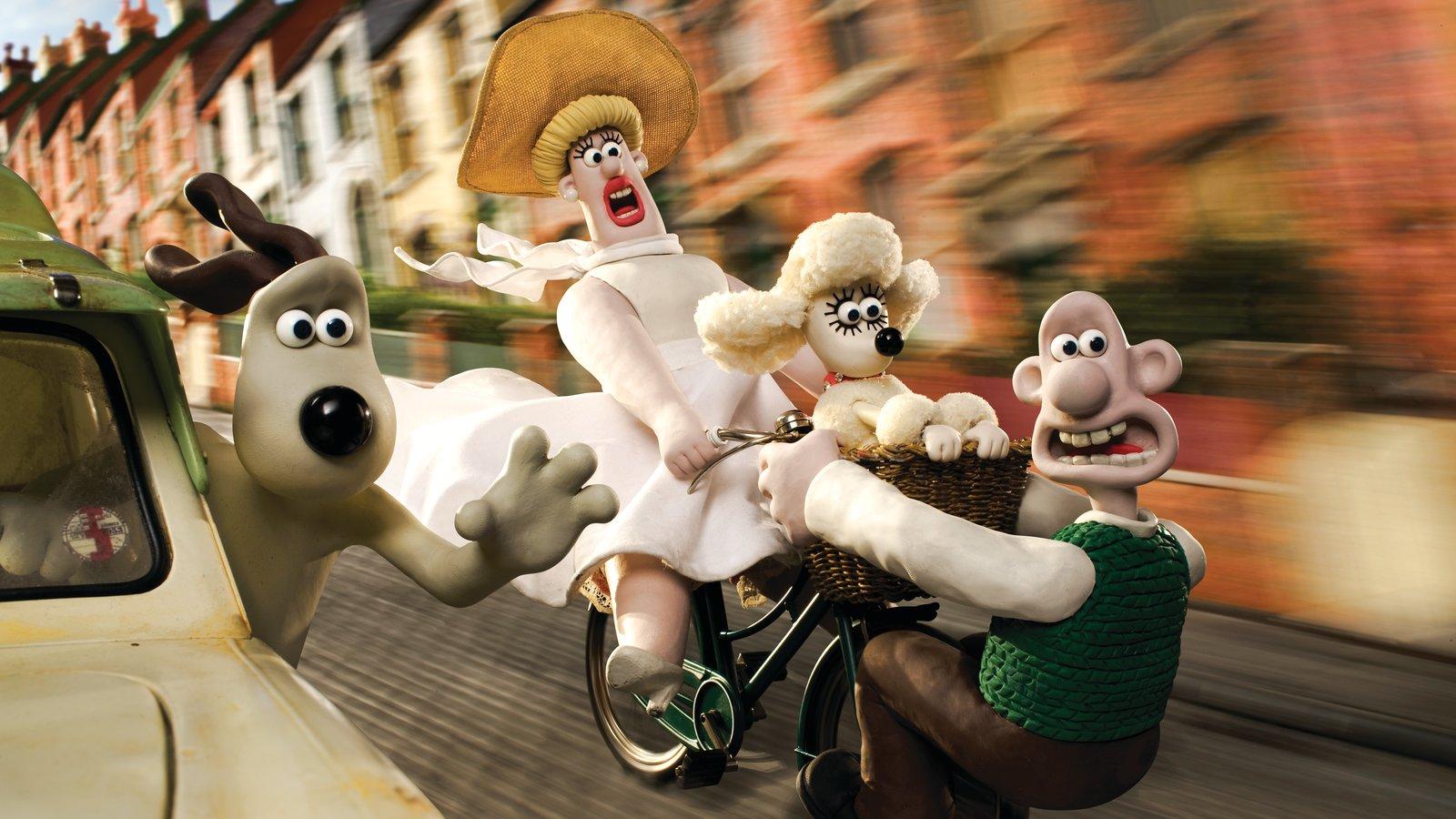 Wallace and Gromit in a chase scene