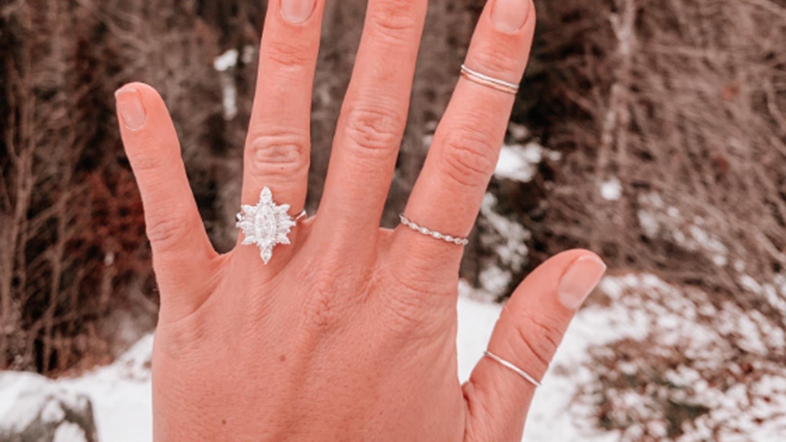 Woman selling engagement ring bombarded by creepy Facebook messages