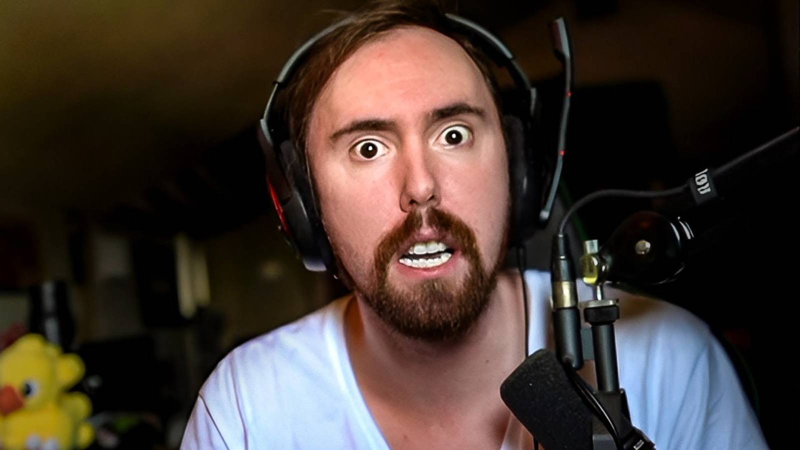 Asmongold Twitch Streamer