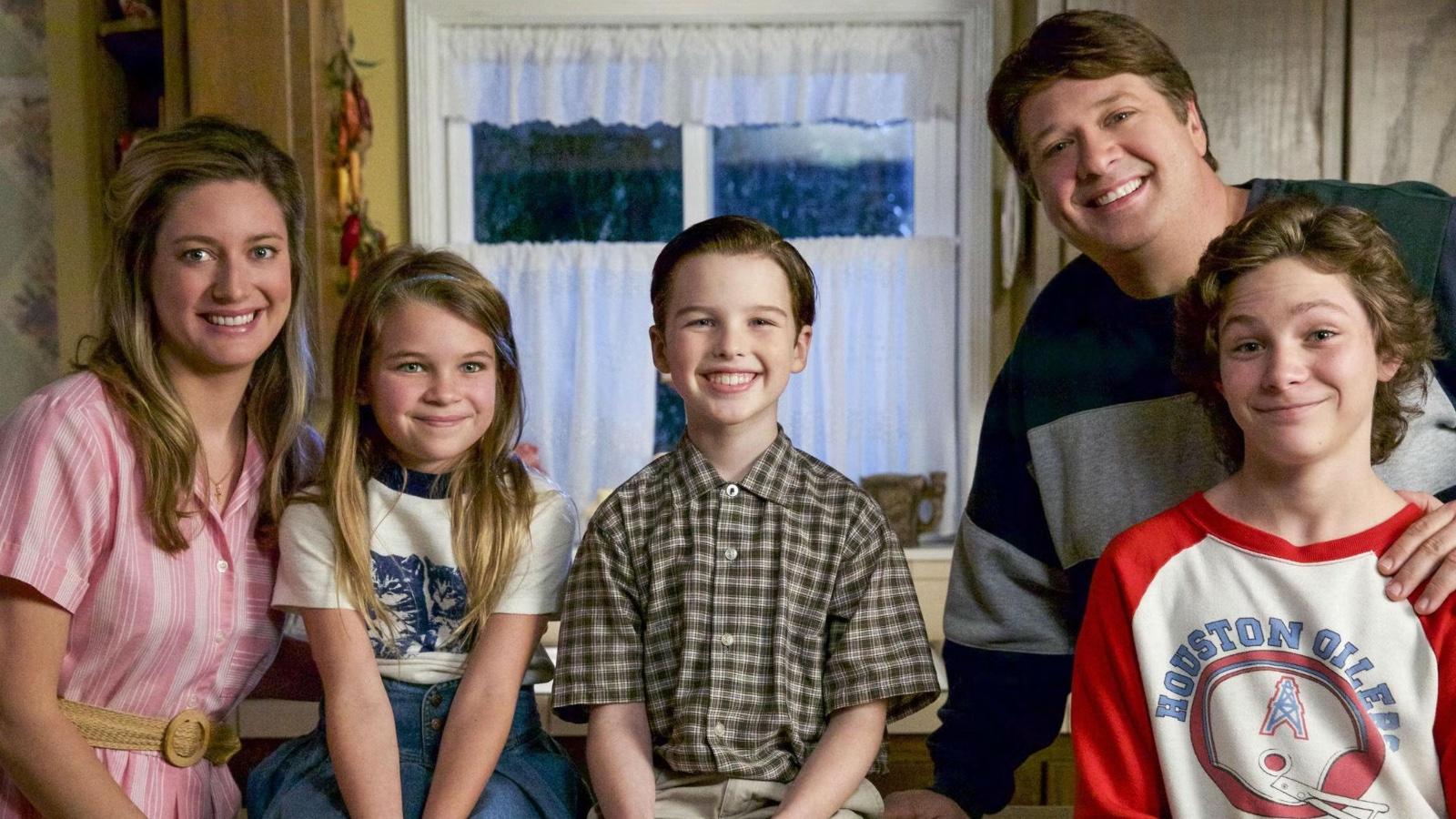 Iain Armitage and the cast of Young Sheldon.