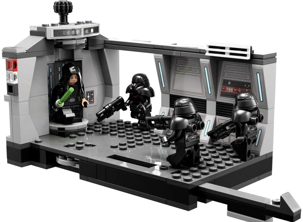 The LEGO Star Wars Dark Trooper Attack.