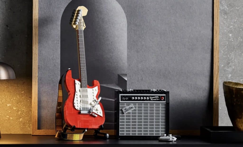 The LEGO Ideas Fender Stratocaster and amplifier on display.