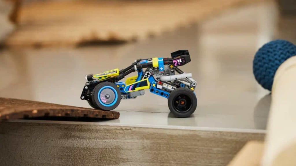 The LEGO Technic Off-Road Race Buggy on display.