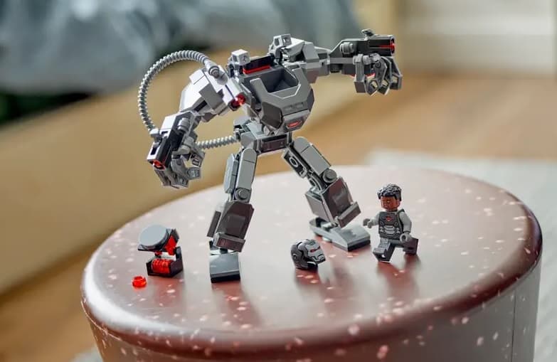 New LEGO Marvel War Machine Mech Armor on display