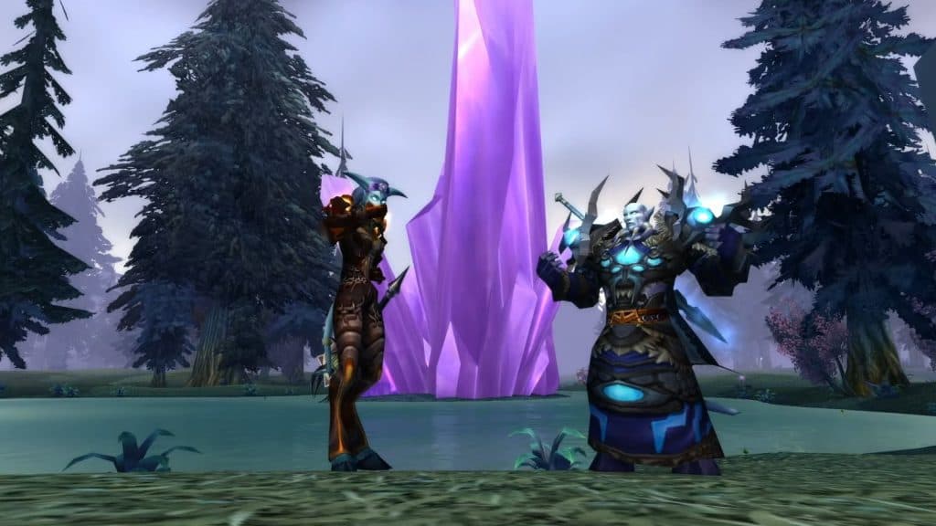 Two characters stand by in World of Warcraft The Burning Crusade