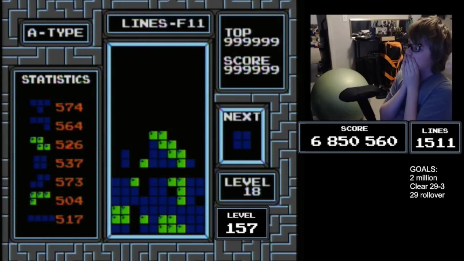 Blue Scuti breaks Tetris, effectively beating the game