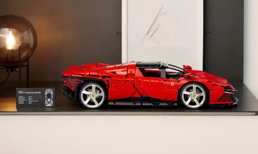 LEGO Technic Ferrari Daytona SP3 on display