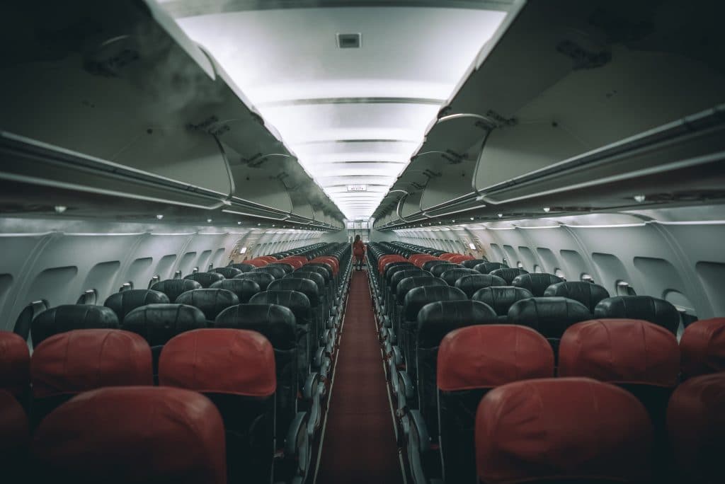 delta-flight-poo-smear-seat-viral