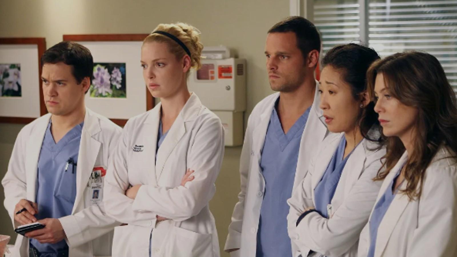 The original group of interns from Grey's Anatomy