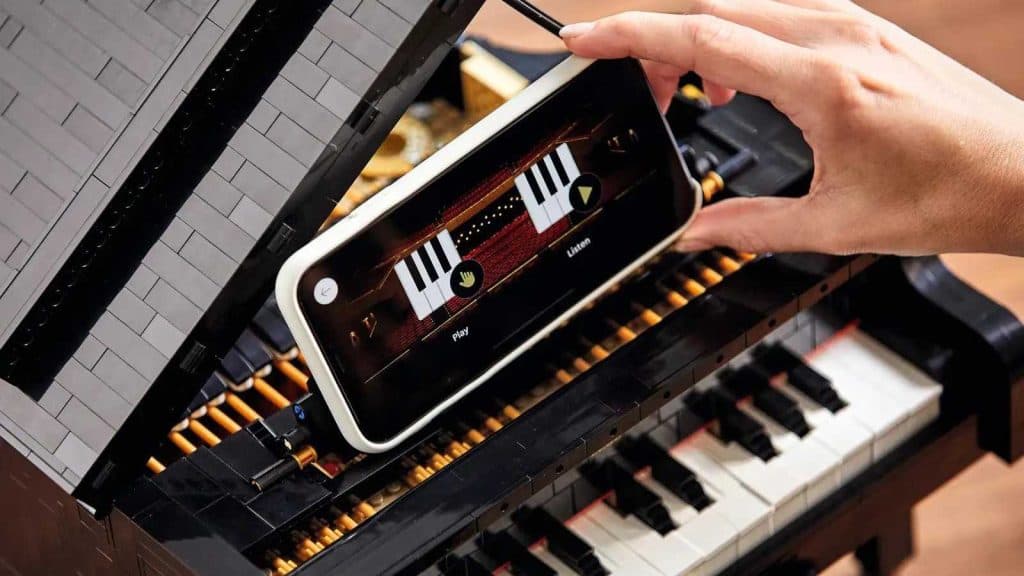 The LEGO Ideas Grand Piano can be connected to a smartphone via LEGO's Powered Up app.