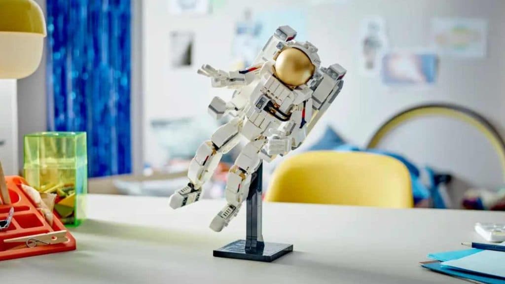 The LEGO Creator 3in1 Space Astronaut on display
