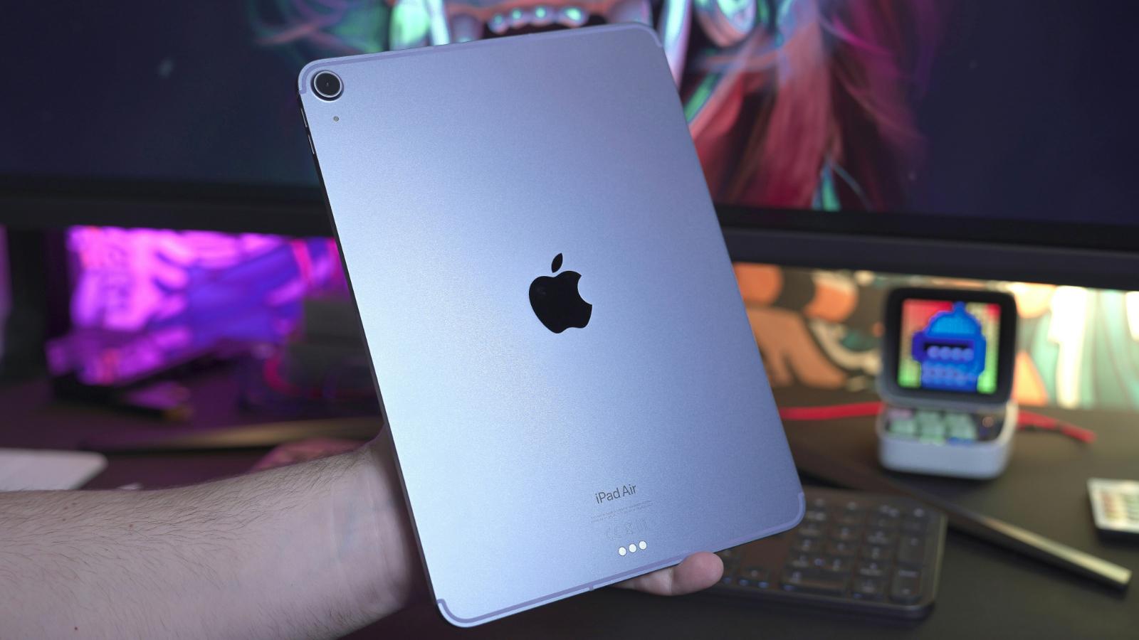 Apple's M1 iPad Air returns to lowest price ever in killer  deal -  Dexerto