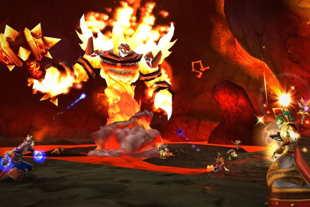 Players fight Ragnaros in Molten Core in Season of Discovery