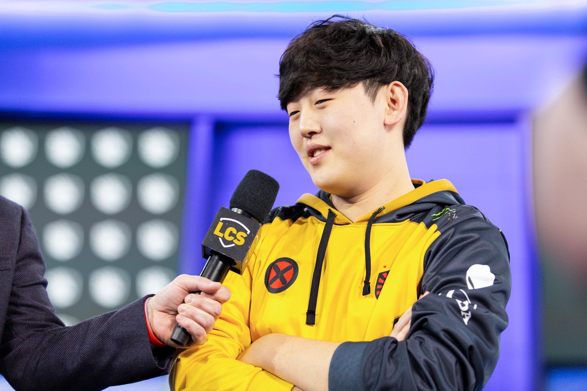 Tactical interviewed on the LCS stage after replacing Doublelift