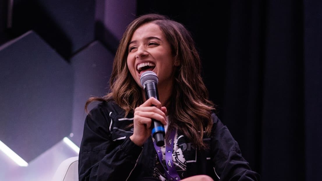 Pokimane re-signs with Twitch