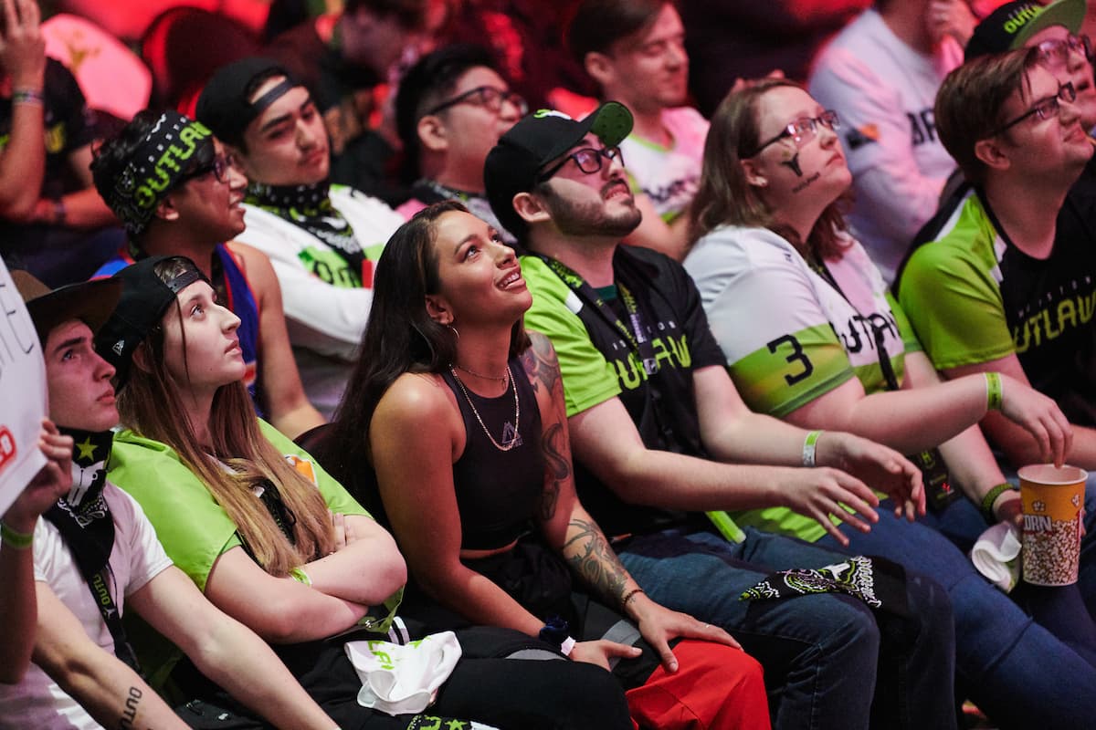 Houston Outlaws fans at an Overwatch League homestand event
