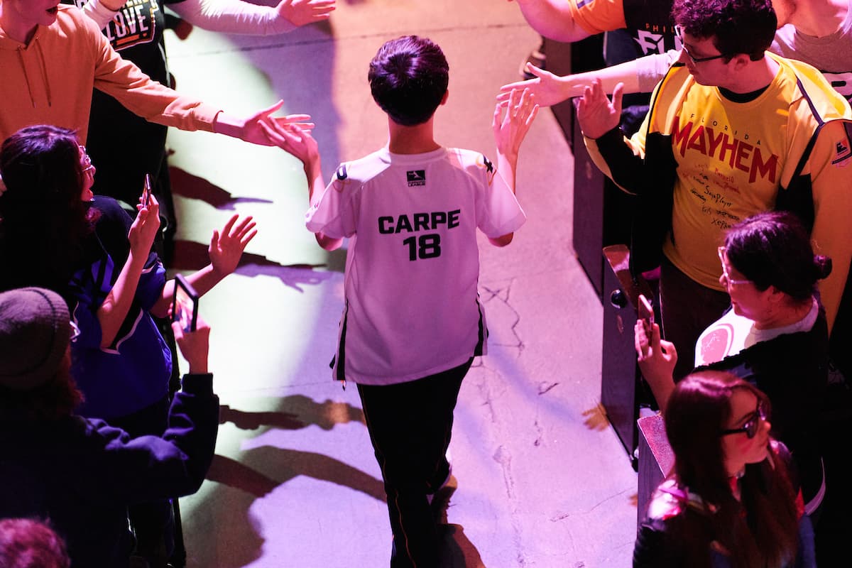 Carpe walks out at a Fusion Overwatch League event