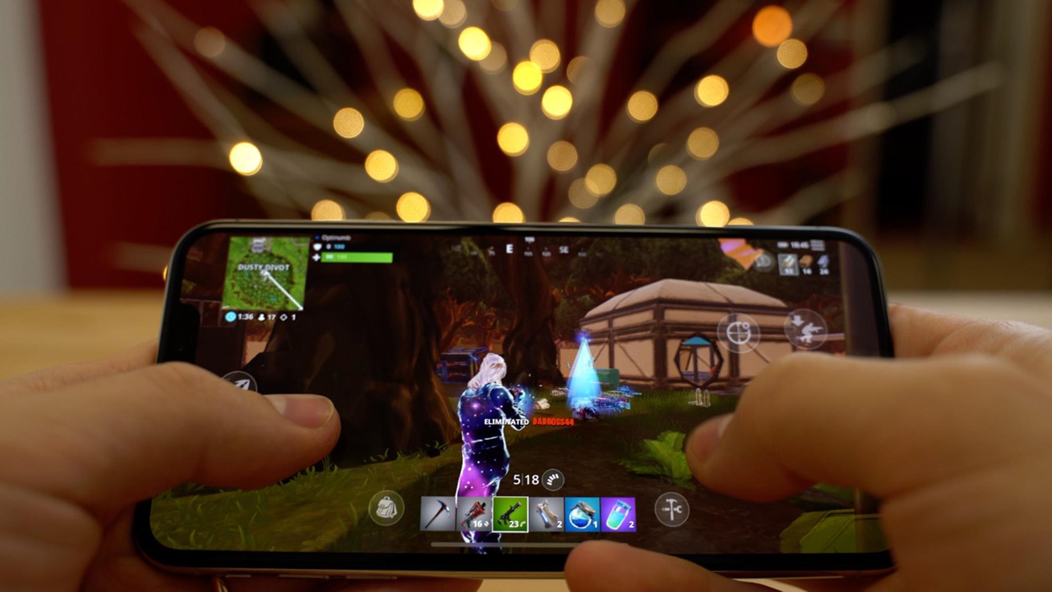 Fortnite fans who play the battle royale on iOS mobile devices are set to miss Season 4.