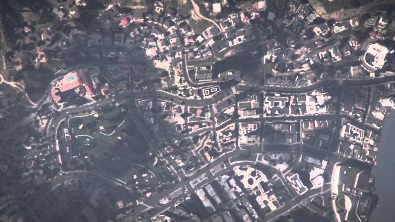 GTA's skycam looking down on Los Santos.