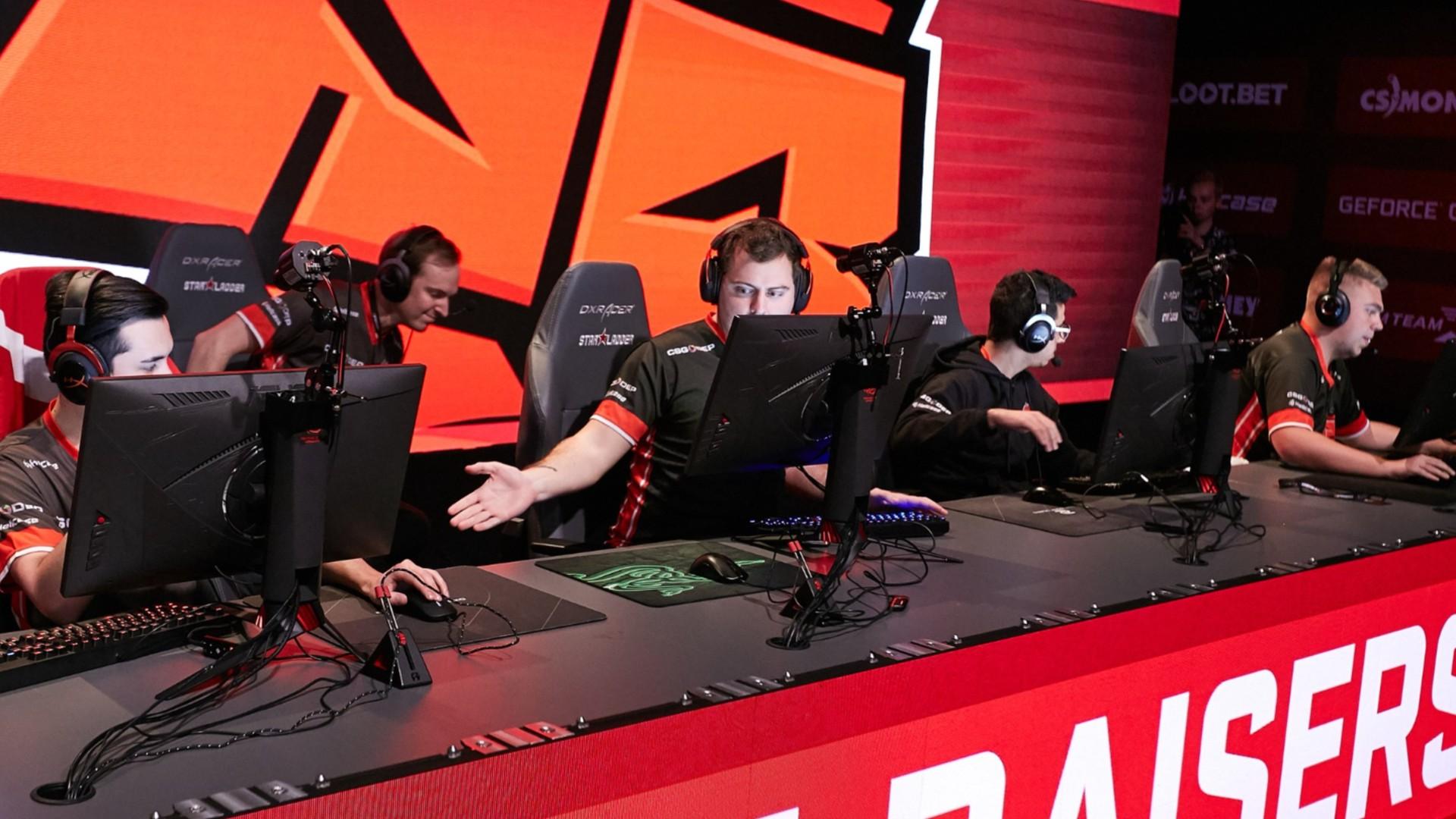 ANGE1 competing in CSGO StarLadder event.