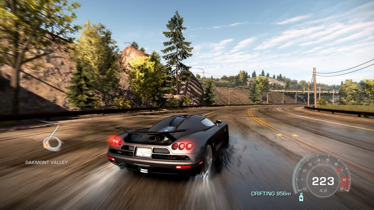Need for Speed: Hot Pursuit (2010) gameplay snippet