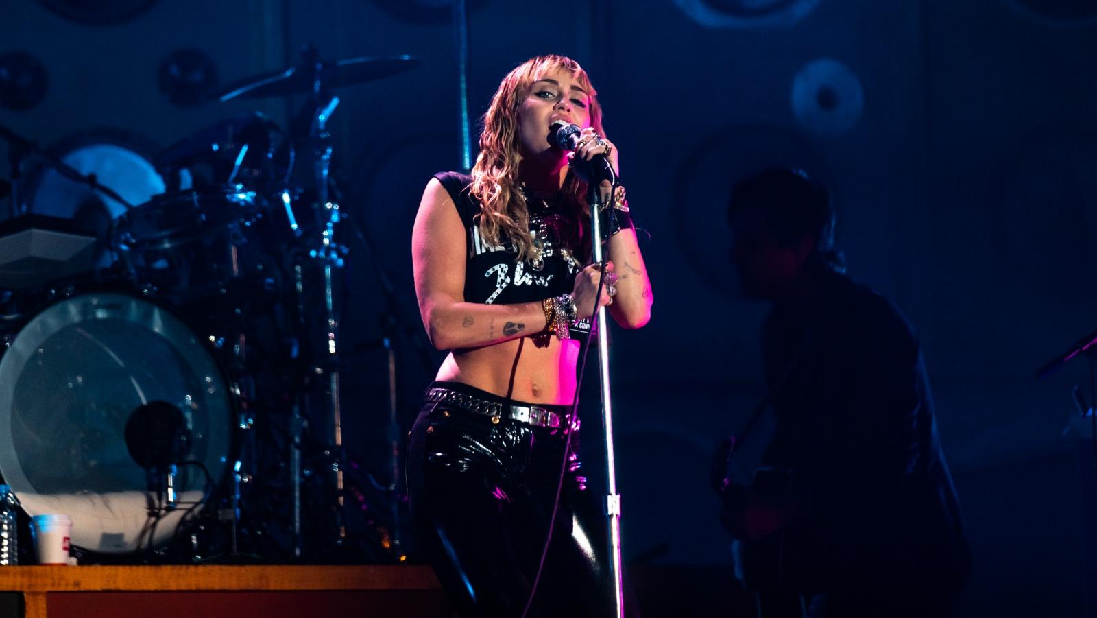 Miley Cyrus performing live in concert