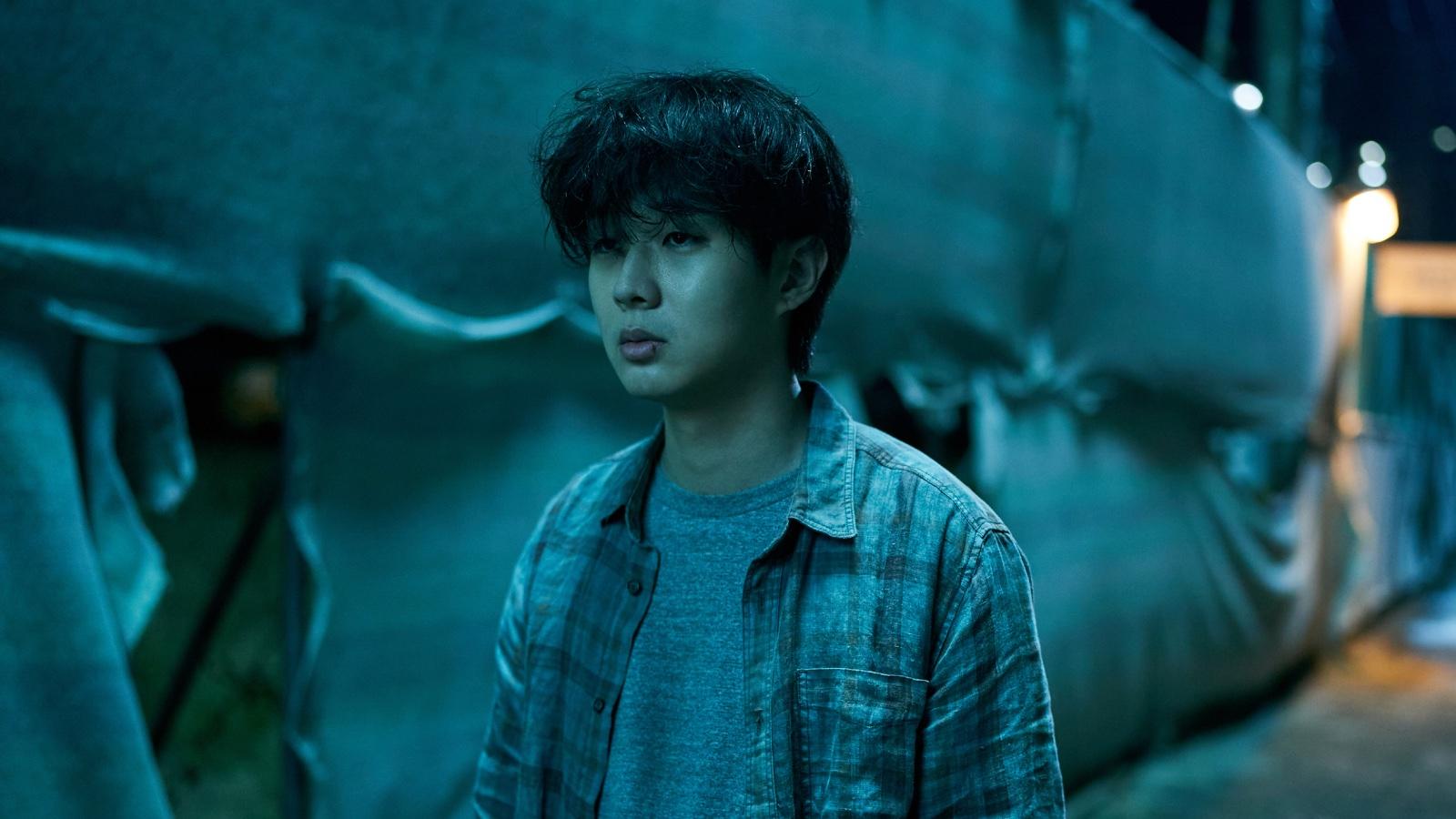 Choi Woo-shik in A Killer Paradox Episode 2.