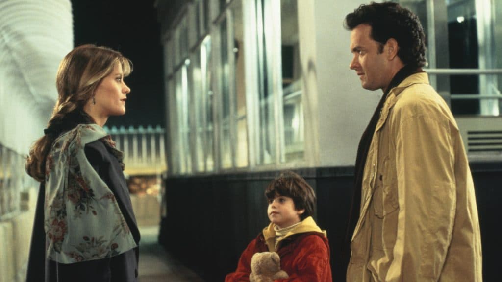 Annie (Meg Ryan) nand Sam (Tom Hanks) meet at the Empire State Building in Sleepless in Seattle