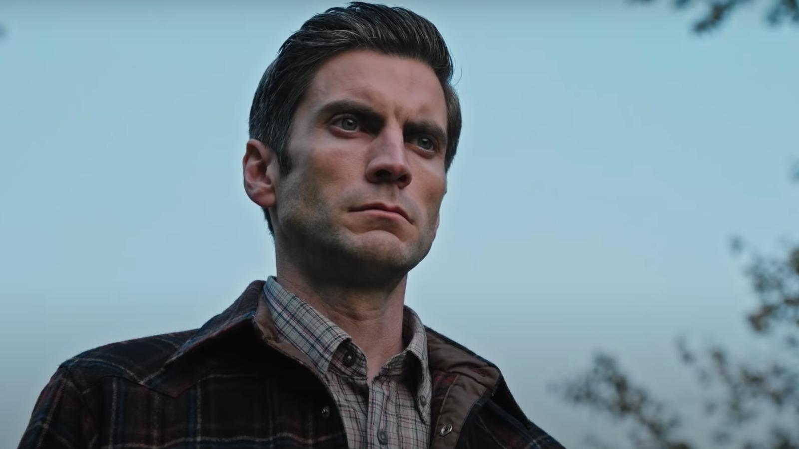 Wes Bentley as Jamie Dutton in Yellowstone looking into the distance
