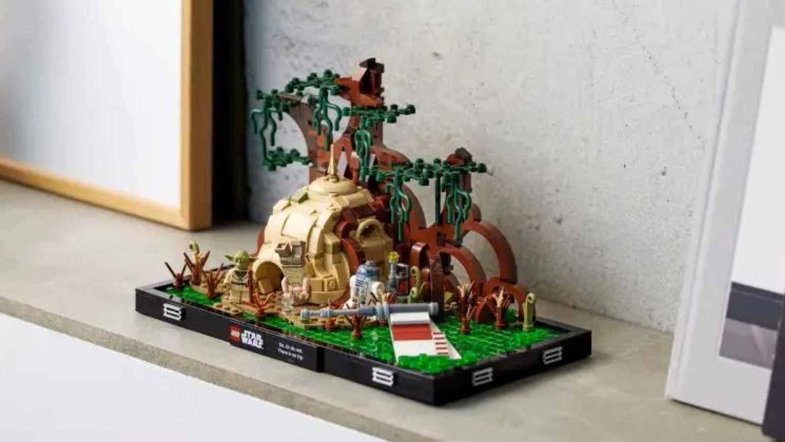 The LEGO Star Wars Dagobah Jedi Training Diorama on display